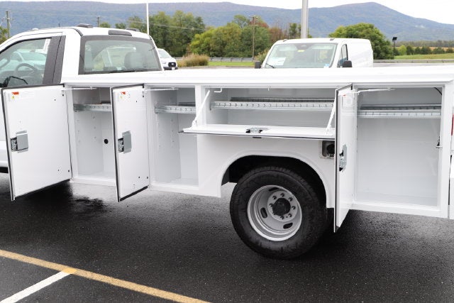 2027 Ford F-350SD XL DRW