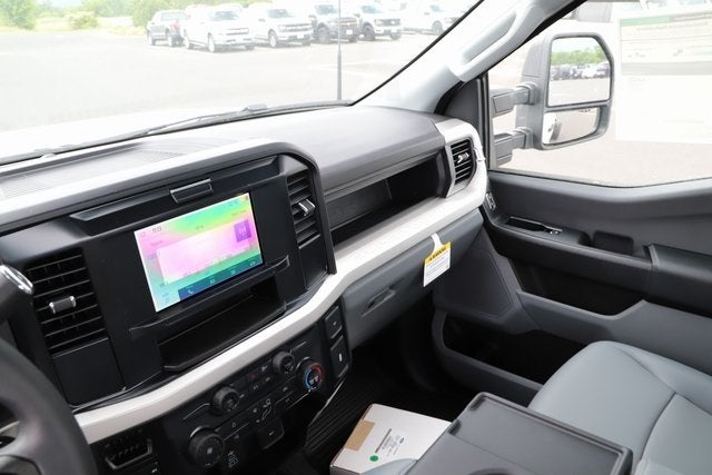 2025 Ford F-350SD XL DRW