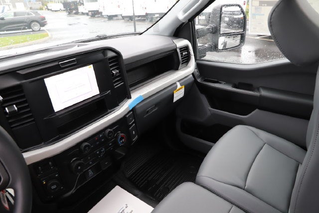 2027 Ford F-350SD XL DRW