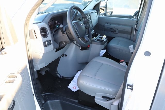 2026 Ford E-350SD Base Cutaway