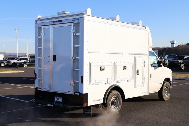 2026 Ford E-350SD Base Cutaway