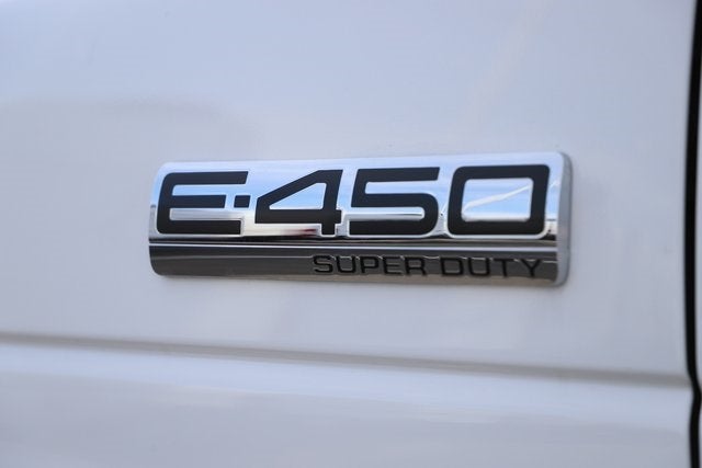 2026 Ford E-450SD Base DRW
