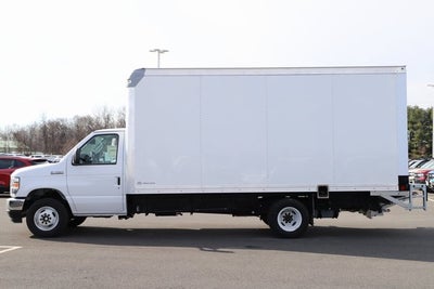 2026 Ford E-450SD Base DRW