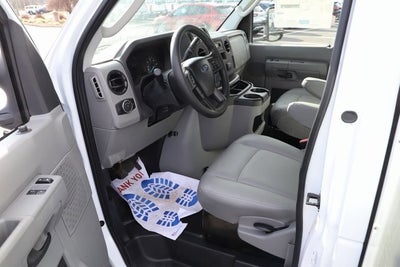 2026 Ford E-450SD Base DRW