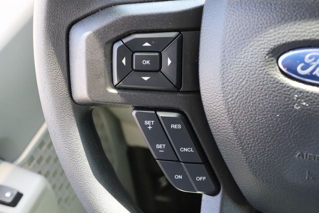 2027 Ford E-450SD Base DRW