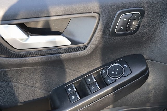 2026 Ford Escape ST-Line Select