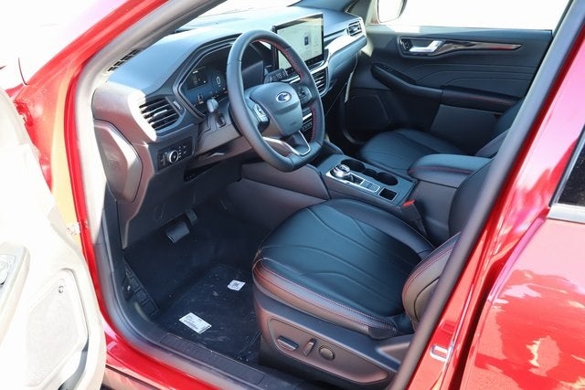 2026 Ford Escape ST-Line Elite