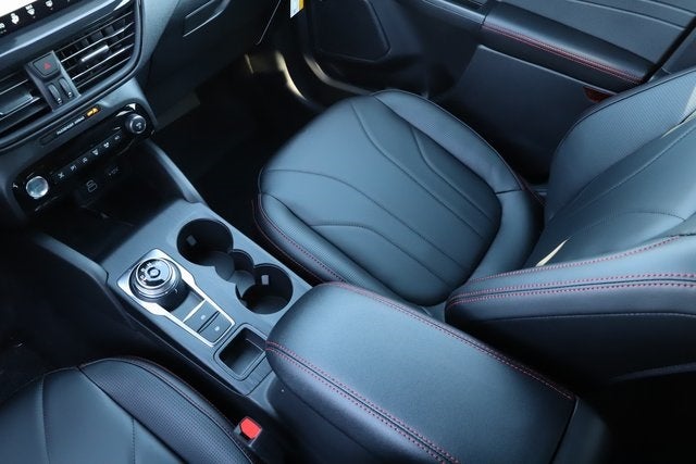 2026 Ford Escape ST-Line Elite