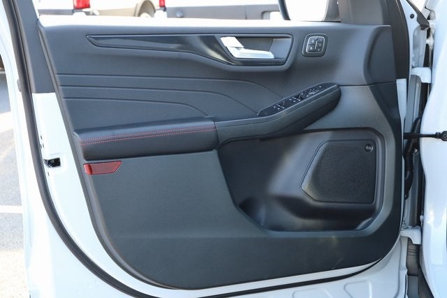 2026 Ford Escape Hybrid ST-Line Elite