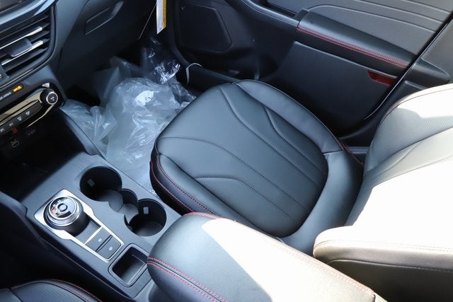 2026 Ford Escape Hybrid ST-Line Elite