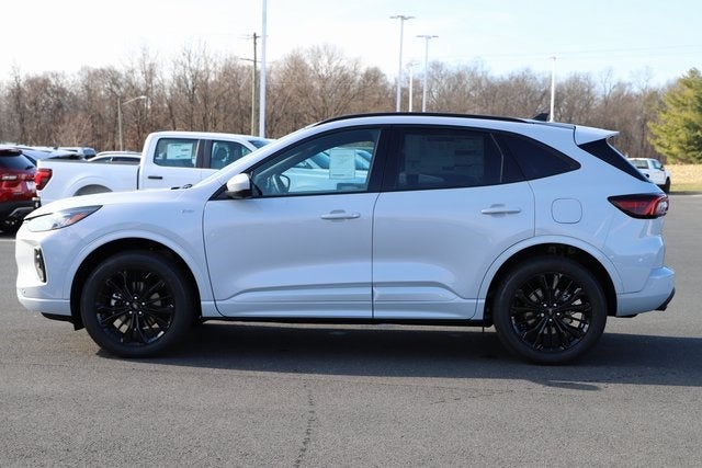 2026 Ford Escape Hybrid ST-Line Elite