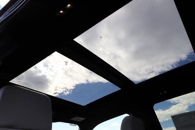 2025 Ford F-150 Lightning Platinum