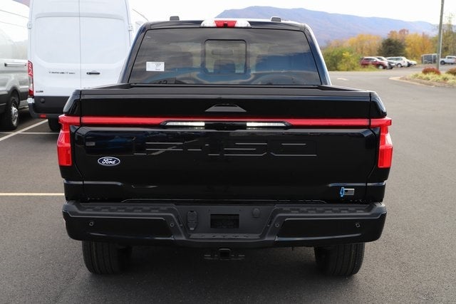 2025 Ford F-150 Lightning Platinum