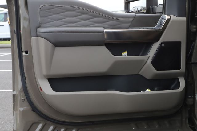 2026 Ford F-350SD Platinum DRW