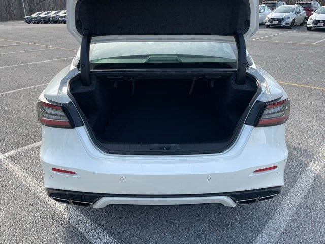 2023 Nissan Maxima SV