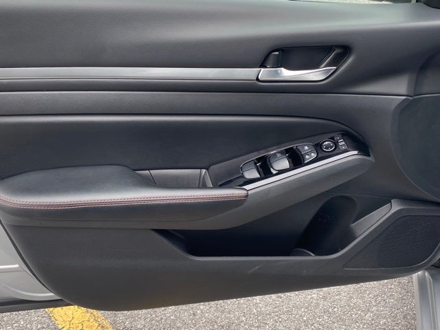 2024 Nissan Altima SR