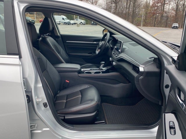 2024 Nissan Altima SR