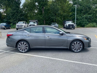 2025 Nissan Altima SL