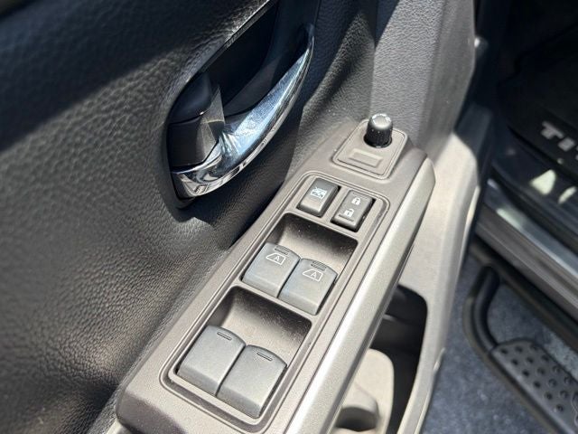 2021 Nissan Titan SV 4x4