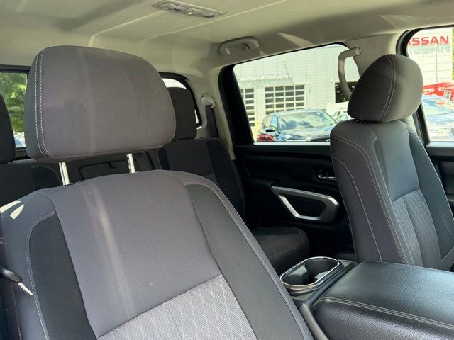 2021 Nissan Titan SV 4x4