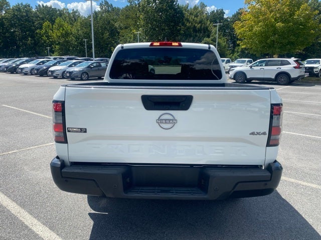 2022 Nissan Frontier S