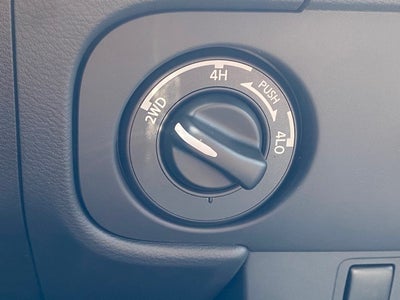 2025 Nissan Frontier Crew Cab SV