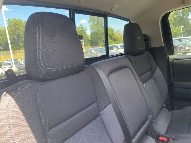 2025 Nissan Frontier Crew Cab SV