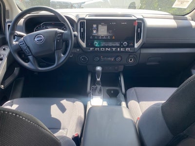 2025 Nissan Frontier Crew Cab SV