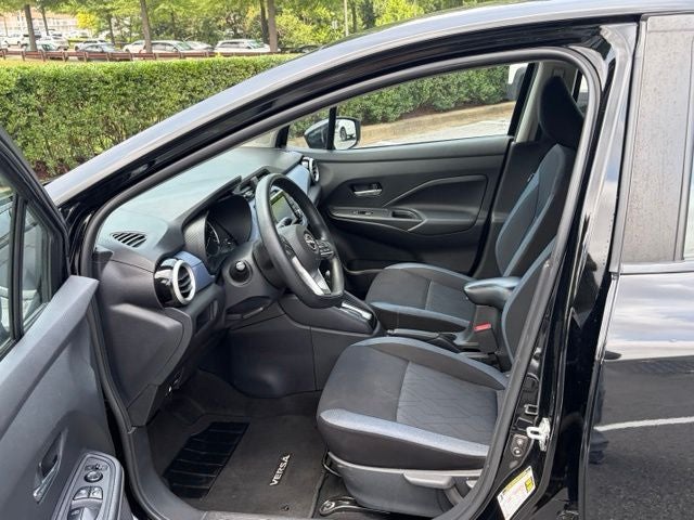 2023 Nissan Versa 1.6 SV