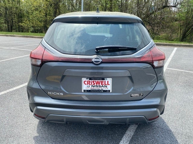 2025 Nissan Kicks Play S