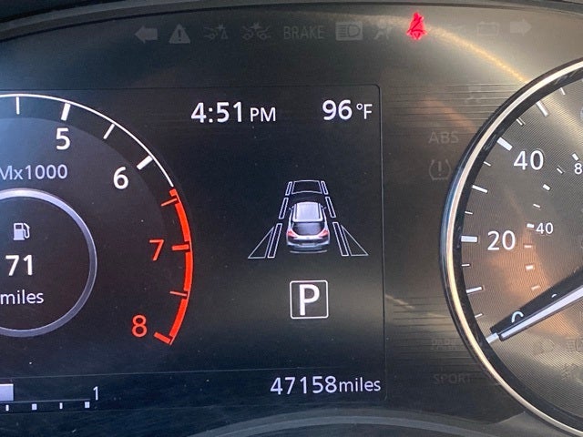 2022 Nissan Kicks SR