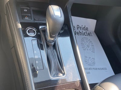 2022 Nissan Kicks SR