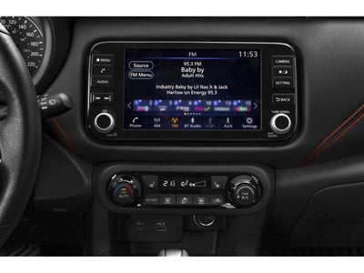 2022 Nissan Kicks SR