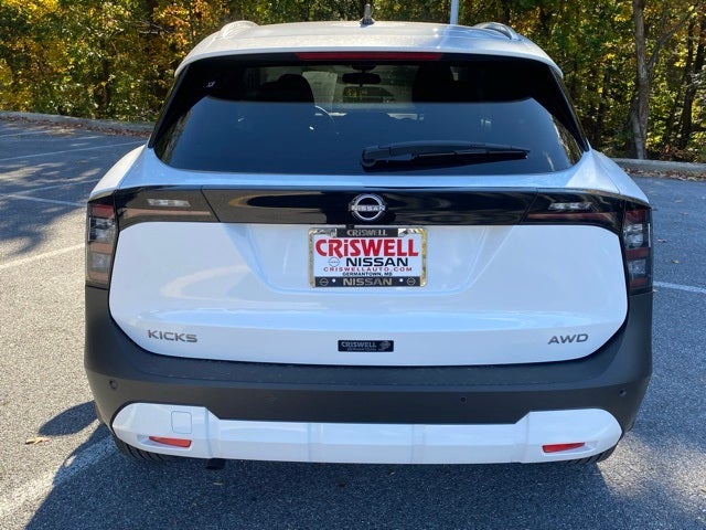2026 Nissan Kicks SV