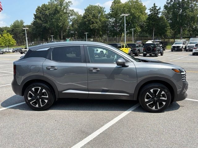 2025 Nissan Kicks SV