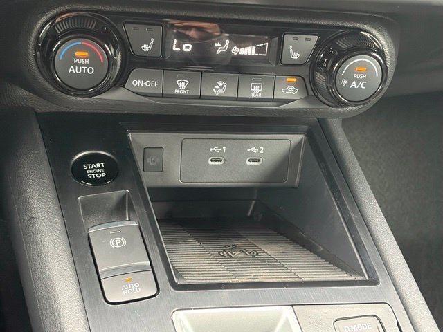 2027 Nissan Kicks SV