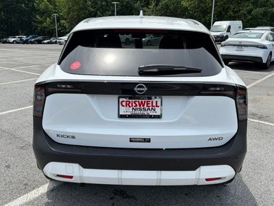 2025 Nissan Kicks SV