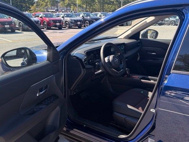 2027 Nissan Kicks SR