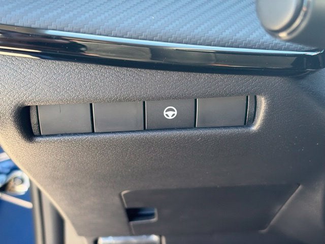 2027 Nissan Kicks SR