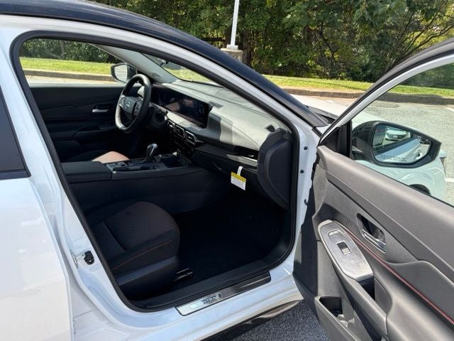2027 Nissan Kicks SR