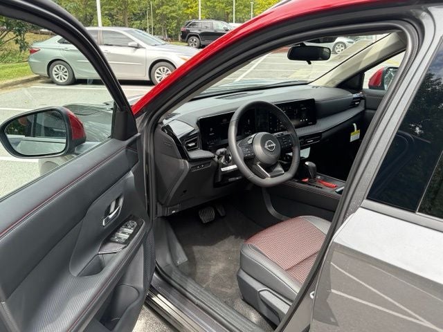 2027 Nissan Kicks SR