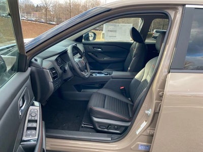 2025 Nissan Rogue Rock Creek®