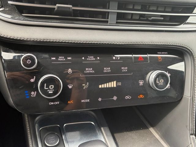 2023 INFINITI QX60 LUXE AWD