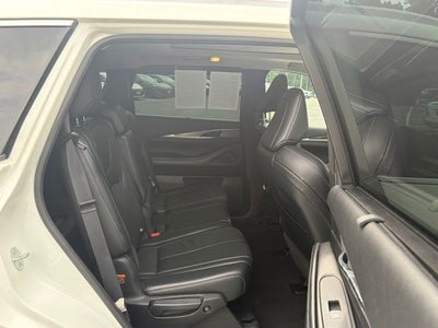2023 INFINITI QX60 LUXE AWD