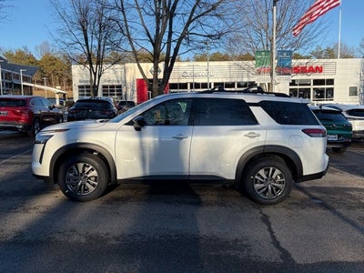 2026 Nissan Pathfinder SV