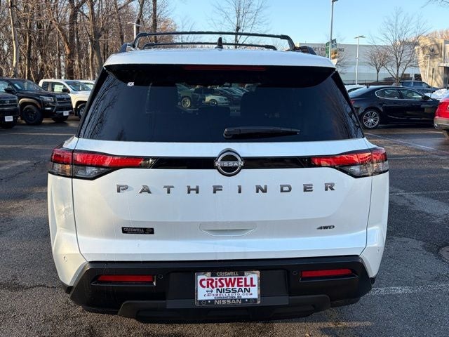 2026 Nissan Pathfinder SV
