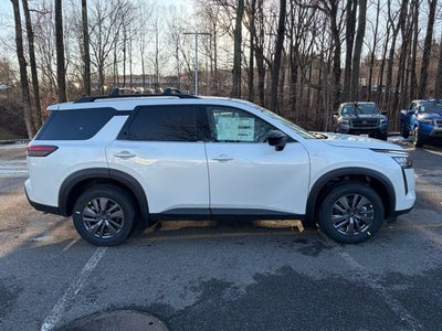 2026 Nissan Pathfinder SV