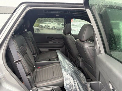 2026 Nissan Pathfinder Rock Creek®