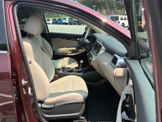 2020 Kia Sorento S
