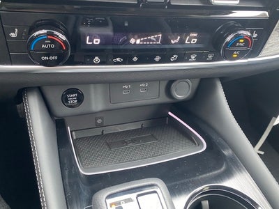 2025 Nissan Rogue Platinum